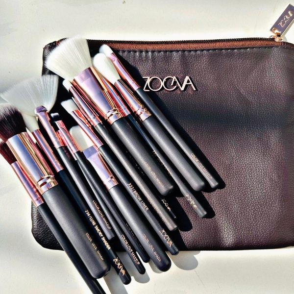 Pack Of 15 Zoeva Makeup Brushes With Pouch Complete Makeup Brush Set Including 15 Face And Eye Make Up Brushes