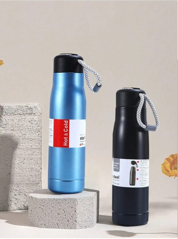 Stainless Steel Insulated Vacuum Water Bottle 550ml (Random Color)